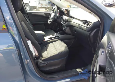 2025 Ford Escape Active z USA, uszkodzony, nr VIN 1FMCU0GN2SUB14012